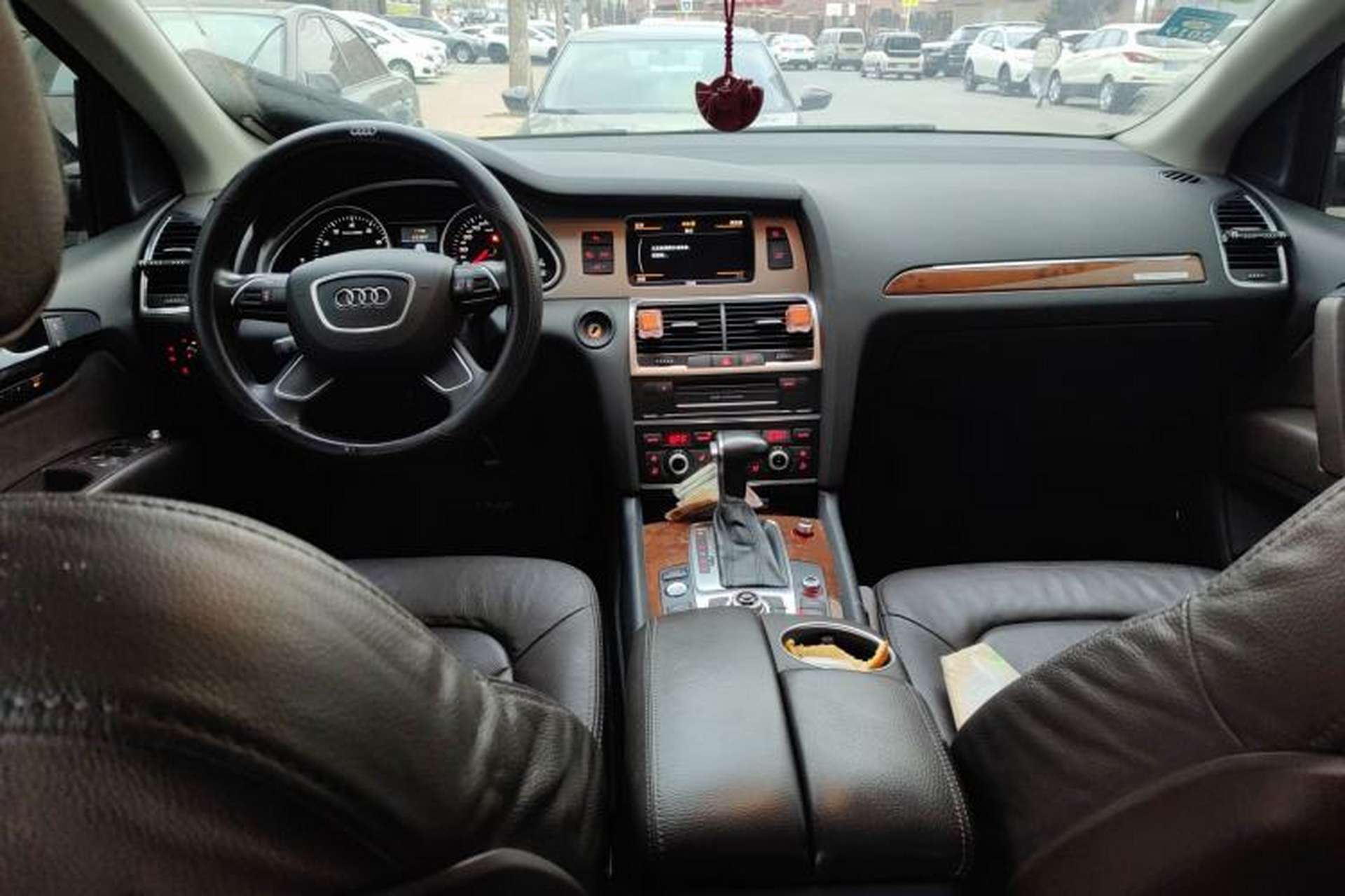 Used Audi Q7 2015 35 TFSI Sport Edition Center Console