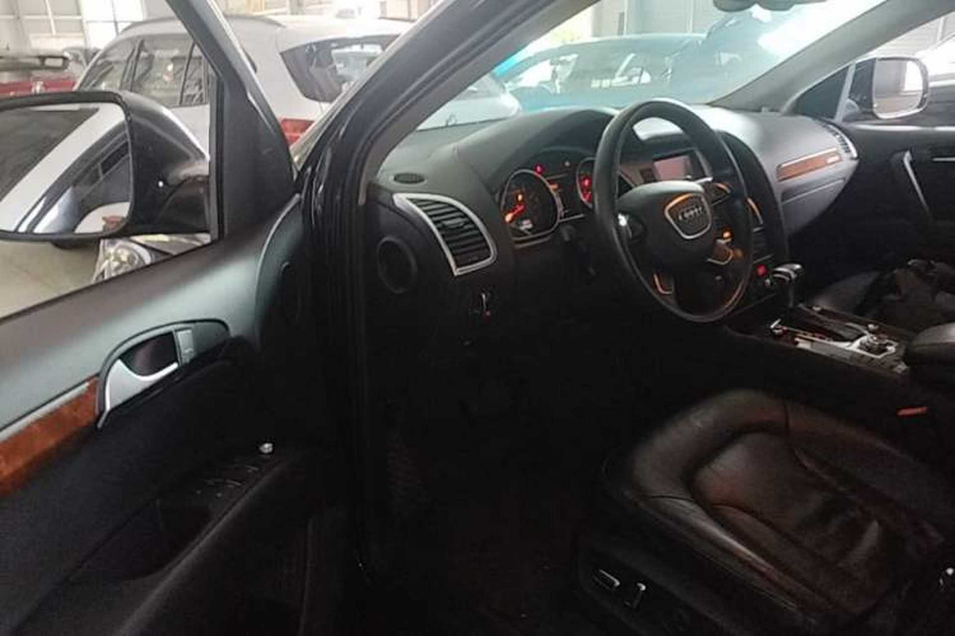 Used Audi Q7 2015 35 TFSI Ambition Edition Driver Seat