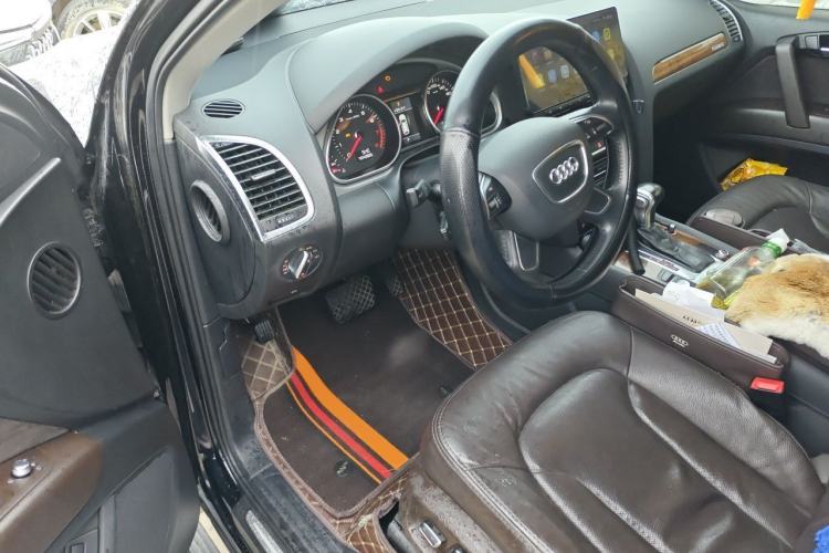 Used Audi Q7 2015 35 TFSI Ambition Edition Driver Seat