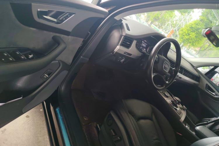 Used Audi Q7 2015 35 TFSI Ambition Edition Driver Seat