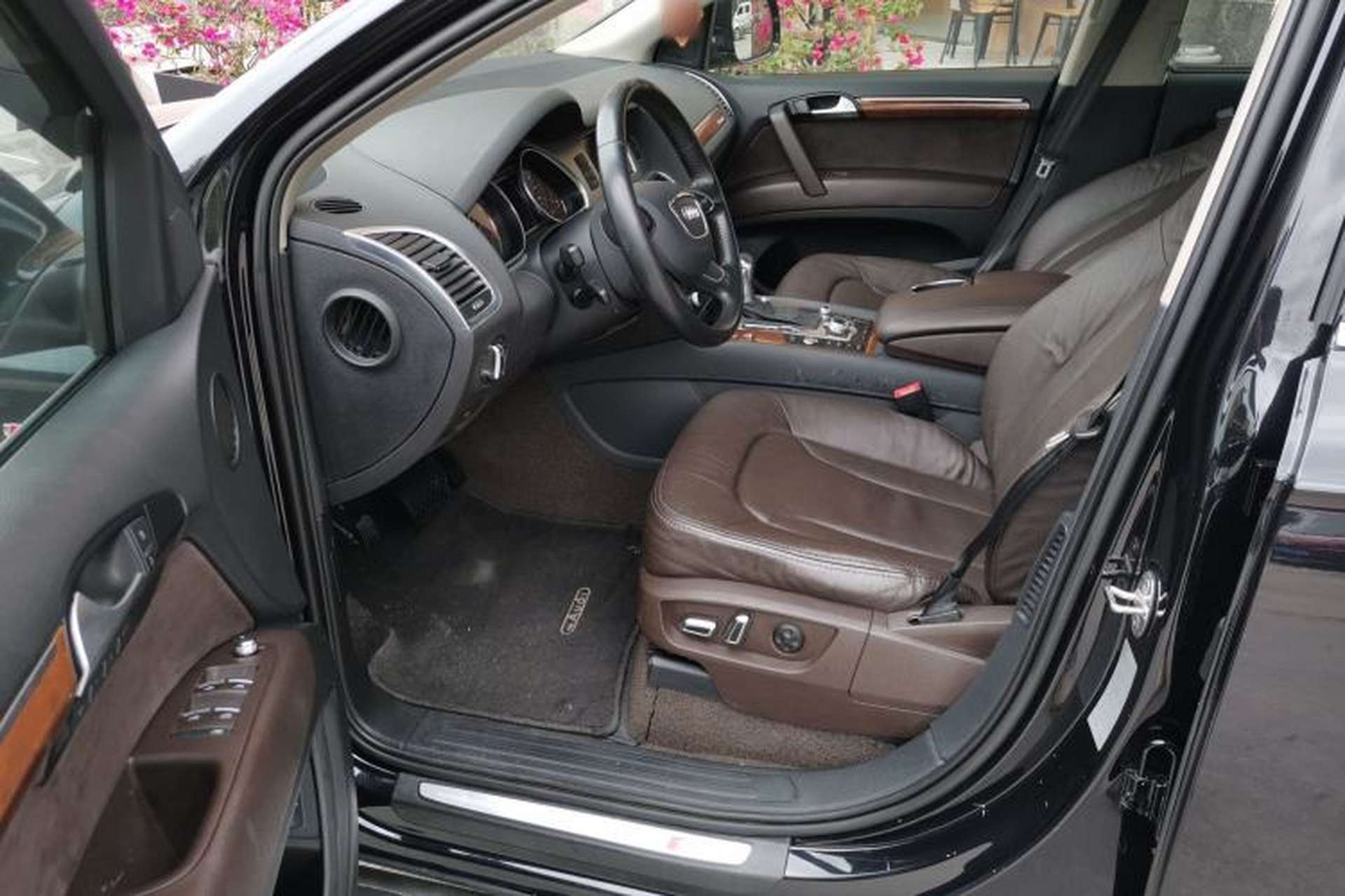 Used Audi Q7 2015 35 TFSI Ambition Edition Driver Seat