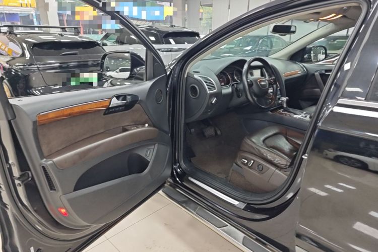 Used Audi Q7 2015 35 TFSI Ambition Edition Driver Seat