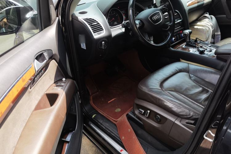 Used Audi Q7 2015 35 TFSI Sport Edition Driver Seat