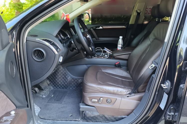 Used Audi Q7 2015 35 TFSI Ambition Edition Driver Seat