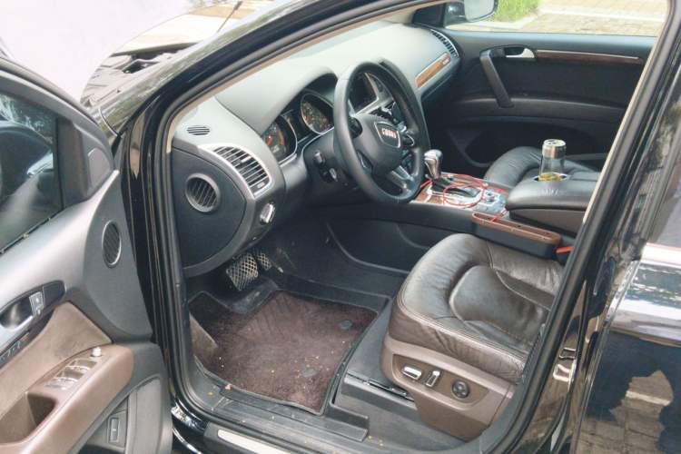 Used Audi Q7 2015 35 TFSI Ambition Edition Driver Seat
