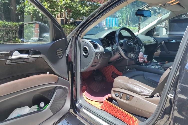 Used Audi Q7 2015 35 TFSI Ambition Edition Driver Seat