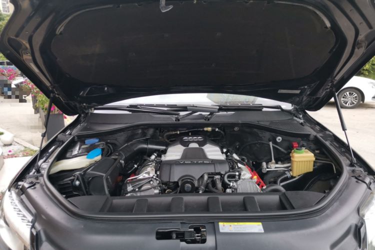 Used Audi Q7 2015 35 TFSI Ambition Edition Engine Bay