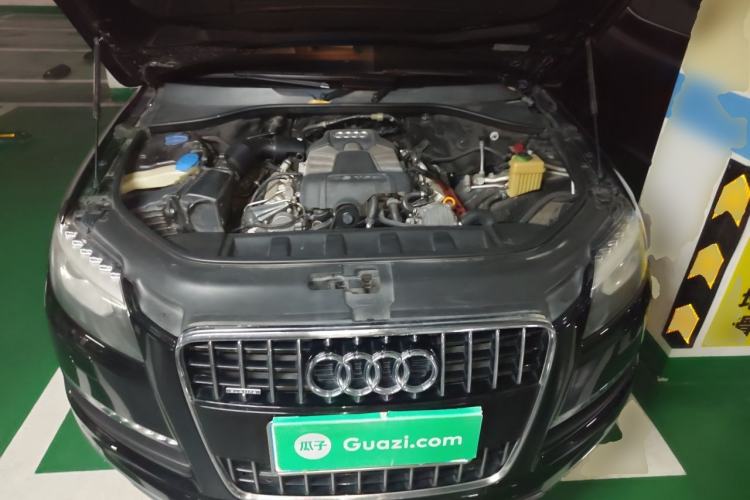 Used Audi Q7 2015 35 TFSI Ambition Edition Engine Bay