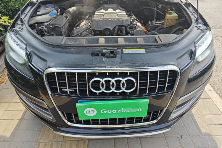 Used Audi Q7 2015 40 TFSI Collector's Edition Engine Bay