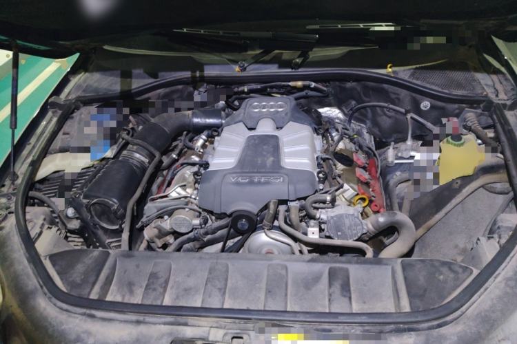 Used Audi Q7 2015 35 TFSI Sport Edition Engine Bay