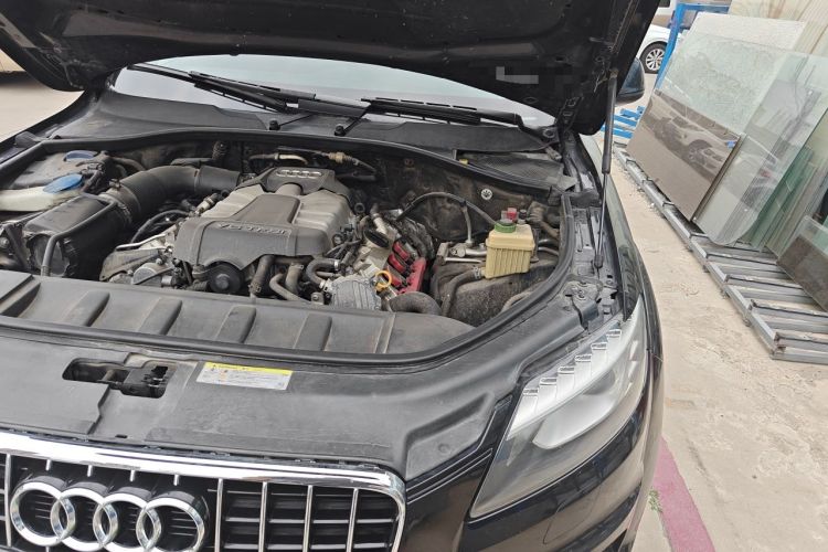 Used Audi Q7 2015 35 TFSI Sport Edition Engine Bay Left