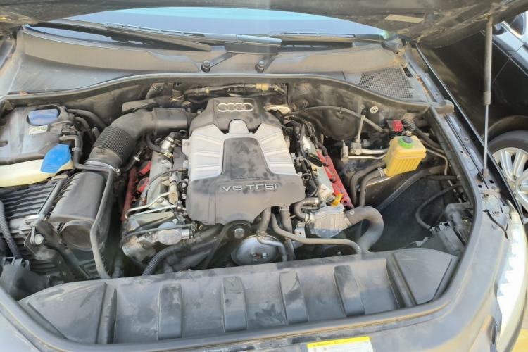 Used Audi Q7 2015 35 TFSI Ambition Edition Engine Bay