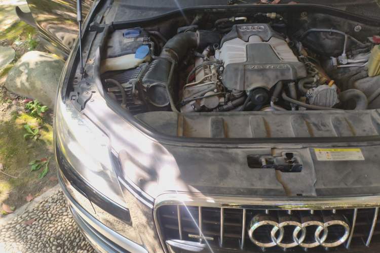 Used Audi Q7 2015 40 TFSI Collector's Edition Engine Bay Right
