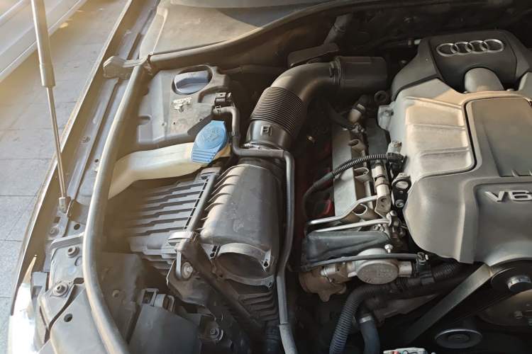 Used Audi Q7 2015 35 TFSI Ambition Edition Engine Bay Right