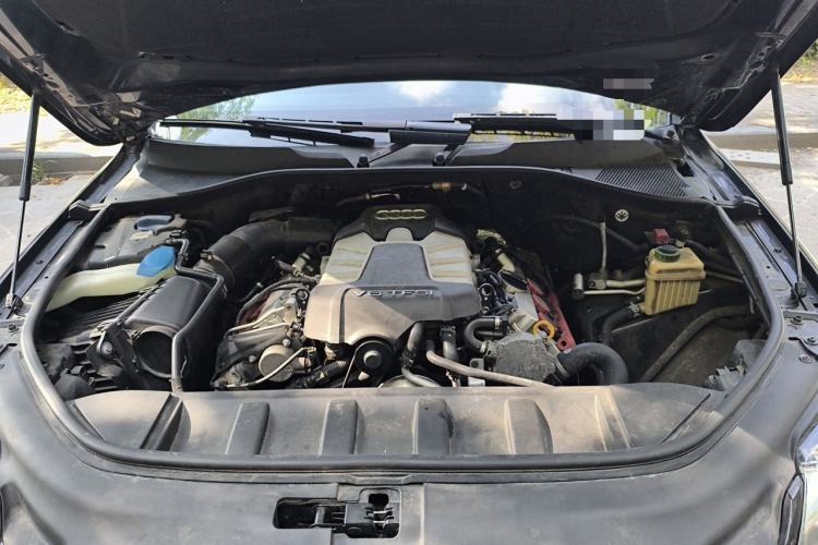 Used Audi Q7 2015 35 TFSI Ambition Edition Engine Bay