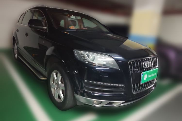 Used Audi Q7 2015 35 TFSI Ambition Edition Front Right 45 Deg