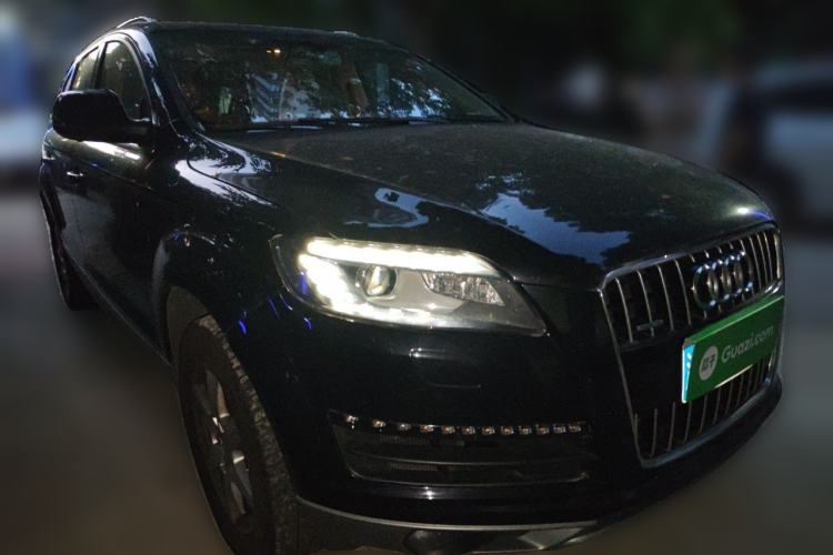 Used Audi Q7 2015 35 TFSI Ambition Edition Front Right 45 Deg