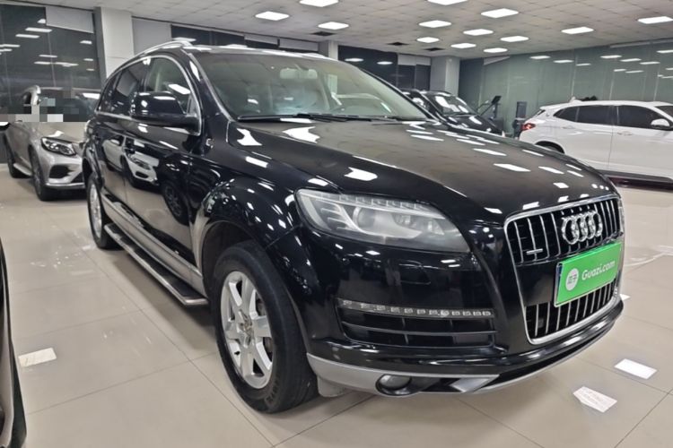 Used Audi Q7 2015 35 TFSI Ambition Edition Front Right 45 Deg