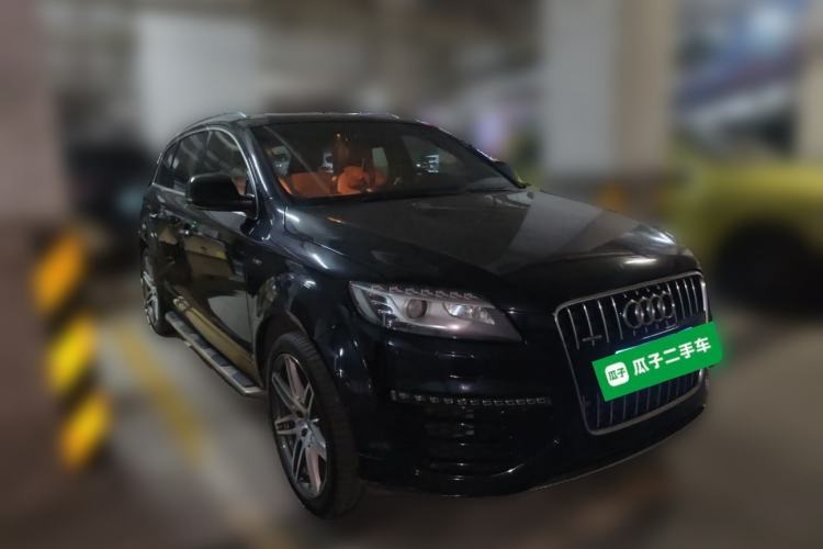 Used Audi Q7 2015 40 TFSI Collector's Edition Front Right 45 Deg