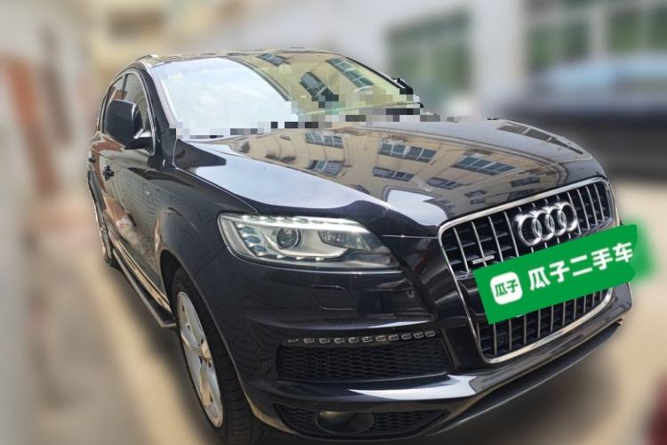 Used Audi Q7 2015 35 TDI Excellence Edition Front Right 45 Deg