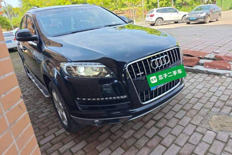 Used Audi Q7 2015 35 TFSI Ambition Edition Front Right 45 Deg