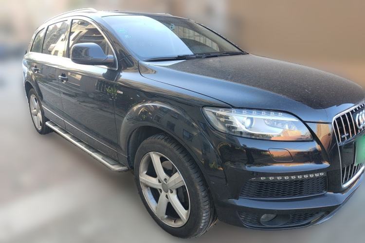Used Audi Q7 2015 35 TFSI Sport Edition Front Right 45 Deg