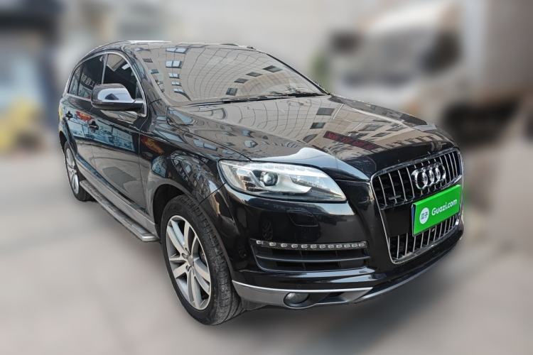 Used Audi Q7 2015 35 TFSI Ambition Edition Front Right 45 Deg