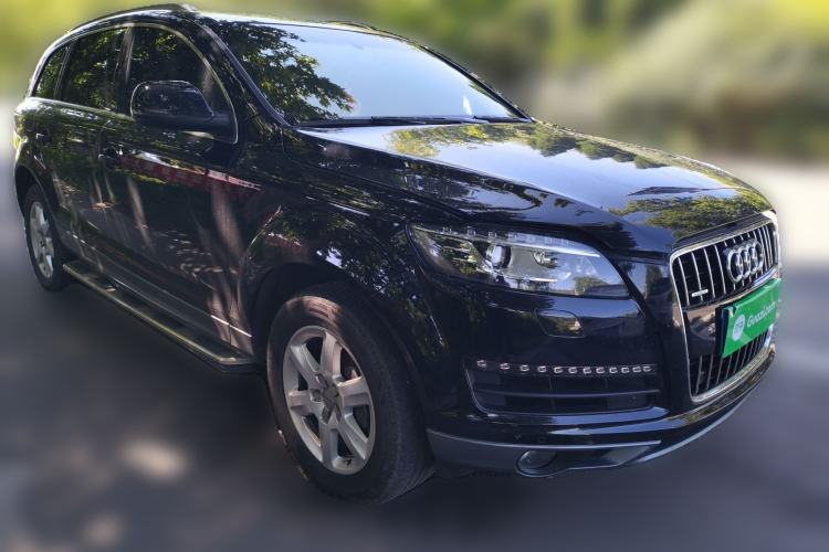Used Audi Q7 2015 35 TFSI Ambition Edition Front Right 45 Deg