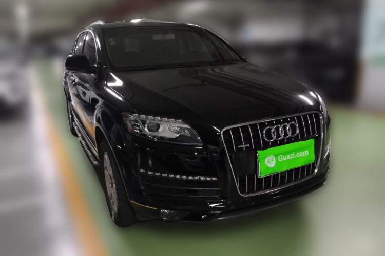 Used Audi Q7 2015 35 TFSI Ambition Edition Front Right 45 Deg