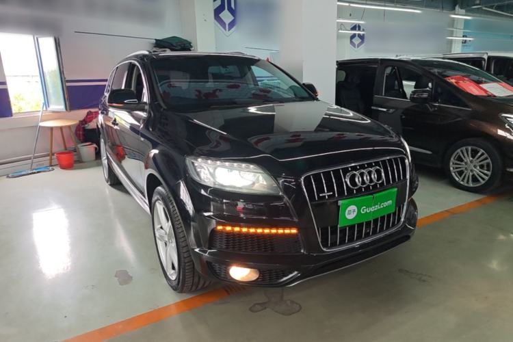 Used Audi Q7 2015 35 TFSI Sport Edition Front Right 45 Deg
