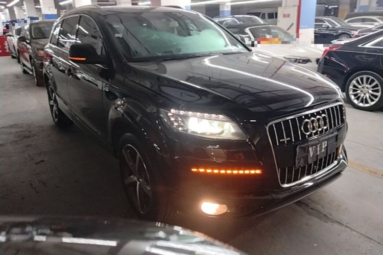 Used Audi Q7 2015 35 TFSI Sport Edition Front Right 45 Deg