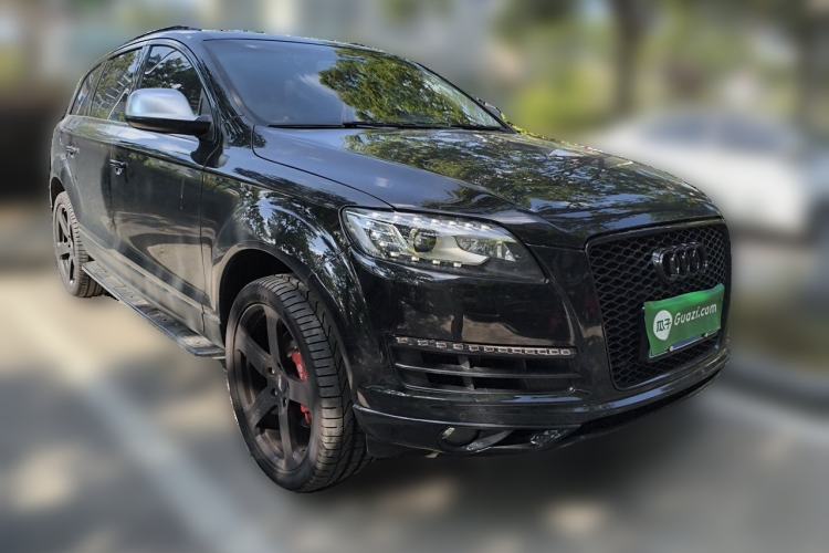 Used Audi Q7 2015 35 TFSI Ambition Edition Front Right 45 Deg