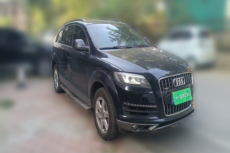 Used Audi Q7 2015 35 TFSI Ambition Edition Front Right 45 Deg