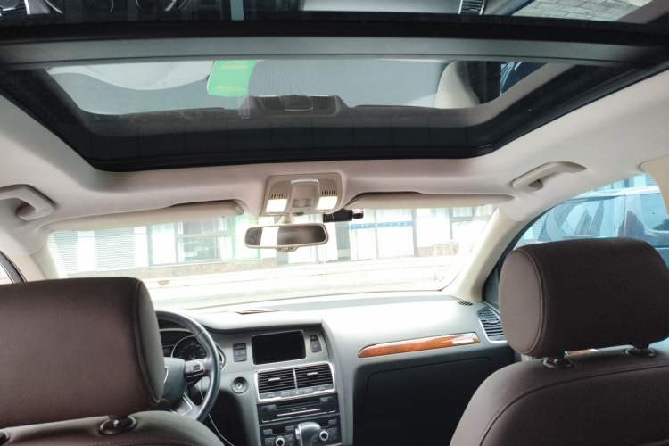 Used Audi Q7 2015 40 TFSI Collector's Edition Headliner
