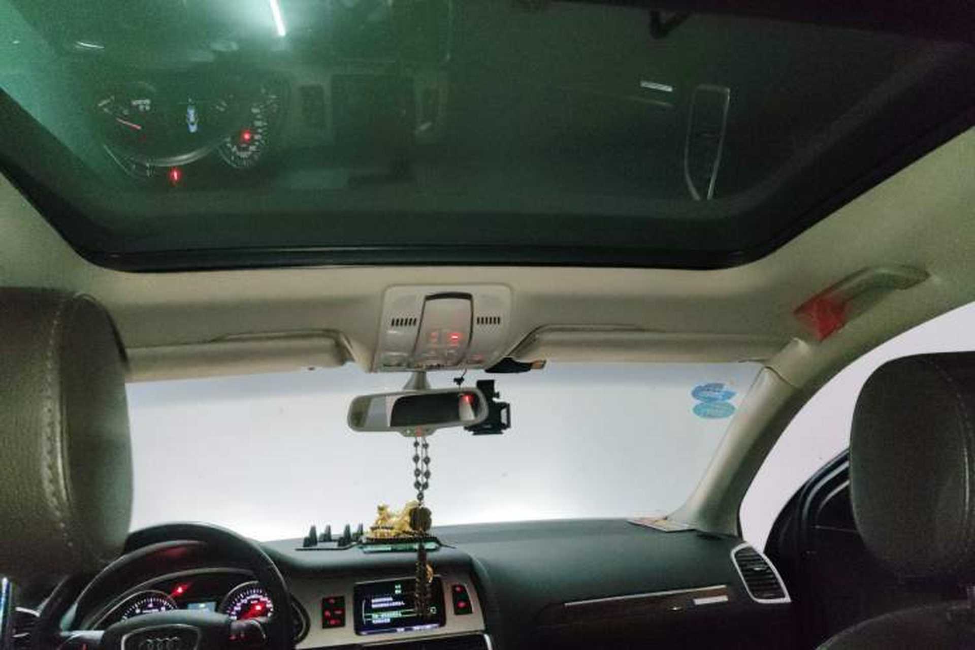 Used Audi Q7 2015 40 TFSI Collector's Edition Headliner