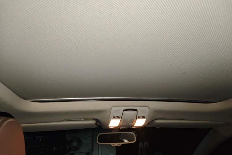 Used Audi Q7 2015 35 TFSI Ambition Edition Headliner