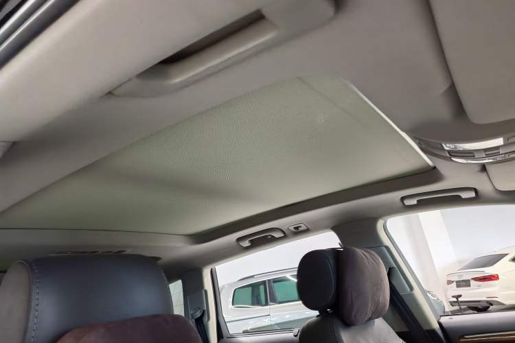Used Audi Q7 2015 35 TFSI Ambition Edition Headliner