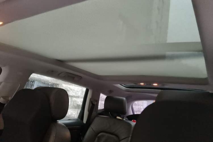 Used Audi Q7 2015 35 TDI Excellence Edition Headliner
