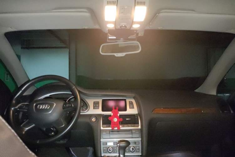 Used Audi Q7 2015 35 TFSI Ambition Edition Headliner