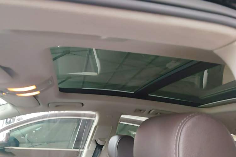 Used Audi Q7 2015 40 TFSI Collector's Edition Headliner