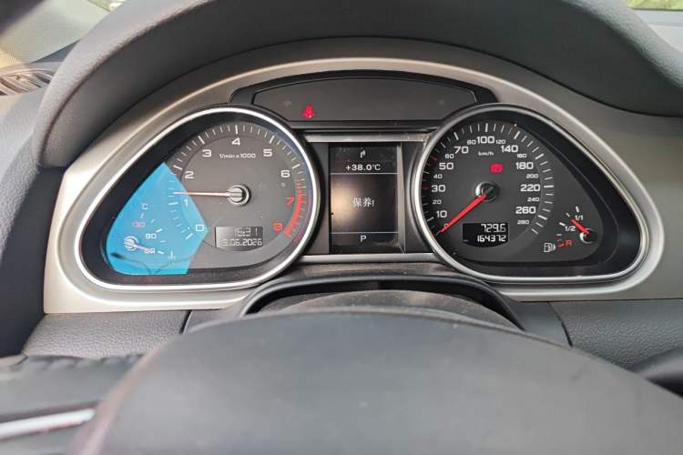 Used Audi Q7 2015 40 TFSI Collector's Edition Instrument Cluster