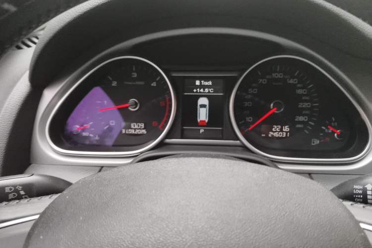 Used Audi Q7 2015 35 TDI Excellence Edition Instrument Cluster