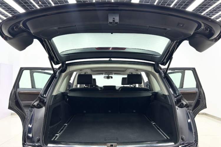 Used Audi Q7 2015 35 TFSI Ambition Edition Interior 10