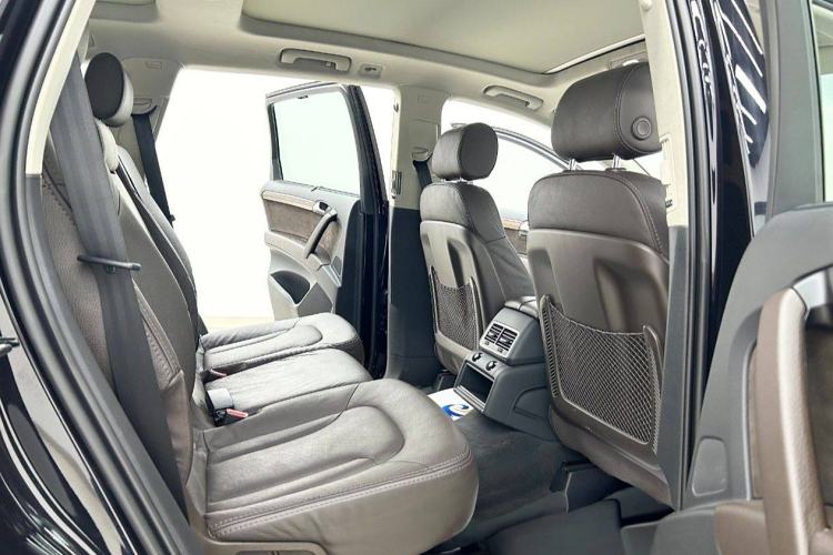 Used Audi Q7 2015 35 TFSI Ambition Edition Interior 14