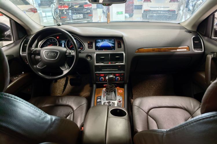 Used Audi Q7 2015 35 TFSI Ambition Edition Interior 3