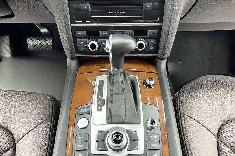 Used Audi Q7 2015 35 TFSI Ambition Edition Interior 6