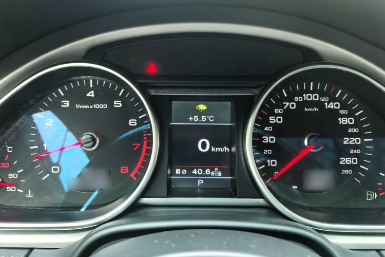 Used Audi Q7 2015 35 TFSI Ambition Edition Interior 9