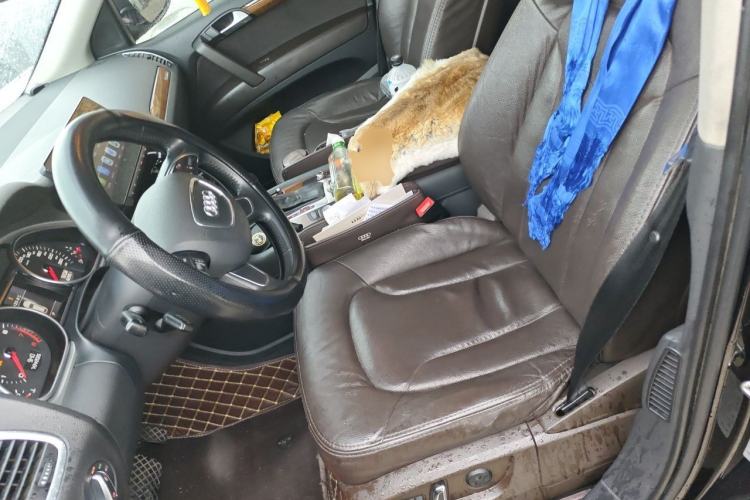 Used Audi Q7 2015 35 TFSI Ambition Edition Left Front Seat