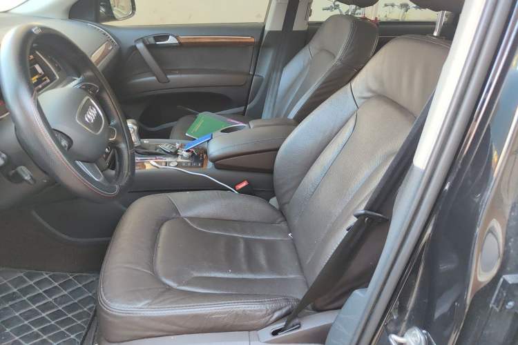 Used Audi Q7 2015 35 TFSI Sport Edition Left Front Seat