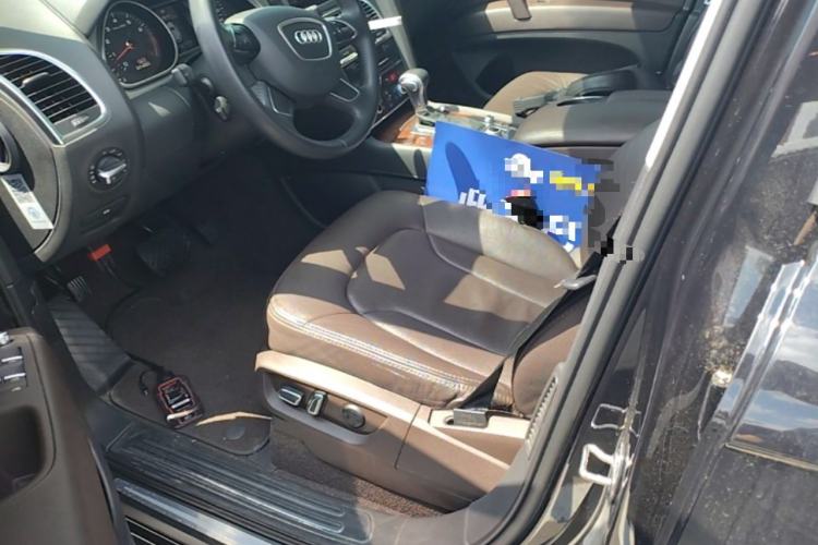 Used Audi Q7 2015 35 TFSI Ambition Edition Left Front Seat